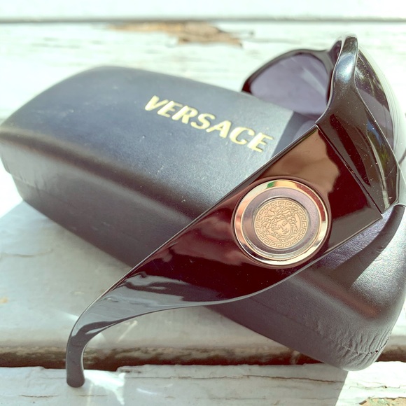 Versace | Accessories | Authentic Vintage 200s Versace 405  display picture 3